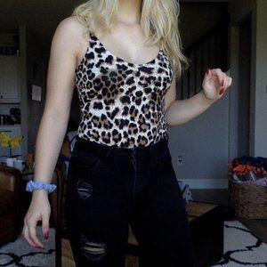 FOREVER 21 CHEETAH BODYSUIT✌🏻